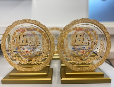LỄ TUYÊN DƯƠNG NHÂN VIÊN THÂM NIÊN